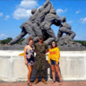 Meet your Posher, Alexis